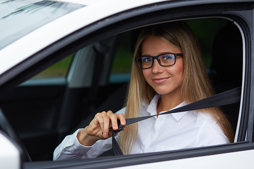 Fungsi Safety Belt, Mengenal Jenis Jenis Seat Belt dan Penggunaan Sabuk Pengaman