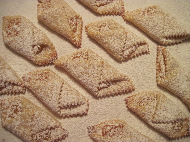 Polish Kolaczki (Filled Cookie)