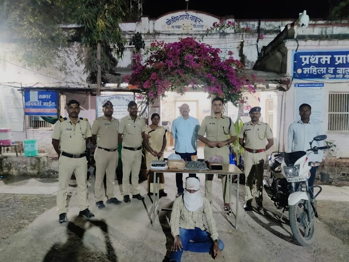 Under the guidance of Superintendent of Police Mr. Somay Munde, Assistant Superintendent of Police Mr. Niketan Kadam raided Ahmedpur and Chachur talukas, 5.4 Kg Ganja value worth ₹1,42,000/- and a sword seized.  2 cases filed against 3 persons*