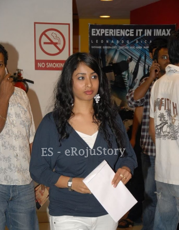 Raktha Charitra Premier Show gallery film pics