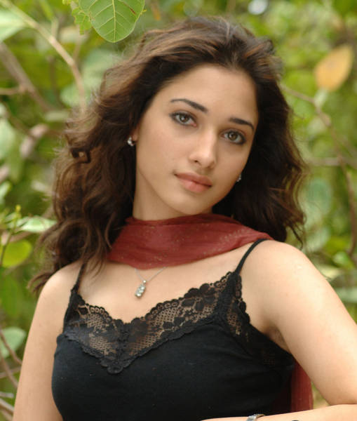 Tamanna Bhatia hot sexy photos