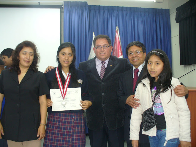 MEDALLA DE PLATA EN LA IV OLIMPIADA PERUANA DE BIOLOGIA 2009 : DIANA FABIOLA CHUNGA SOTO