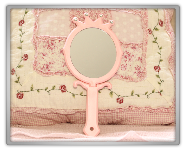 Etude House Haul Review accessories decor kawaii cute pink ebay beauty korean cosmetics princess mirror crown 2