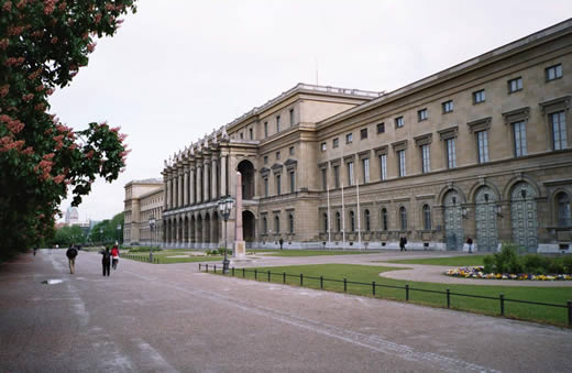 Münchner Residenz - Ansicht vom Hofgarten