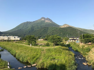 Các tìm kiếm liên quan đến 由布院 天気, 湯布院 天気 10日間, 天気: 大分県由布市湯布院町川上, 湯布院 天気 1ヶ月, 湯布院 天気 服装, 由布岳 天気, 湯布院 服装, 湯布院 積雪, 黒川温泉 天気, 湯布院 ライブカメラ, 湯布院 道路 状況