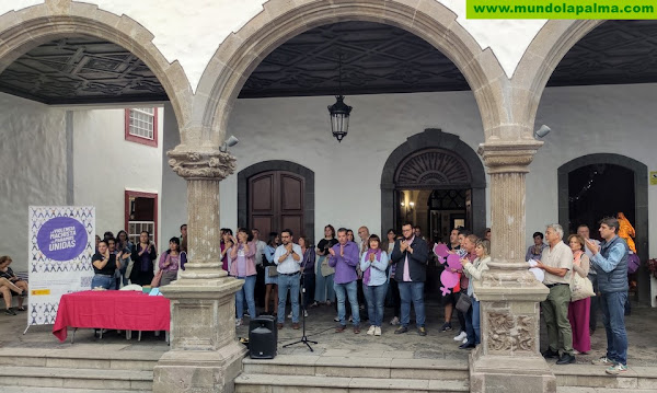 El ayuntamiento de Santa Cruz de La Palma dice ‘no’ a la violencia machista con la lectura de un manifiesto