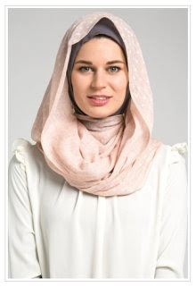 Foto Hijab Modern Untuk Kuliah Terpopuler 2015