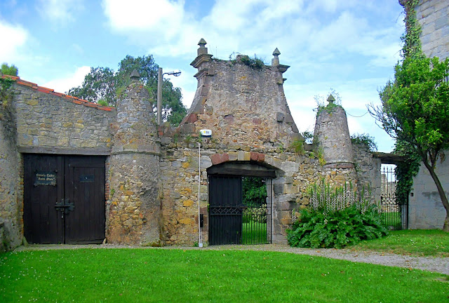 Palacio de Peredo en Viveda