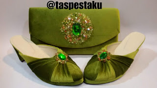 Tas Pesta Bludru Hijau Segar Matching Dengan Slop Pesta Sepatu Cantik