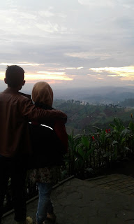 Suasana Sunset Di Puncak Bintang