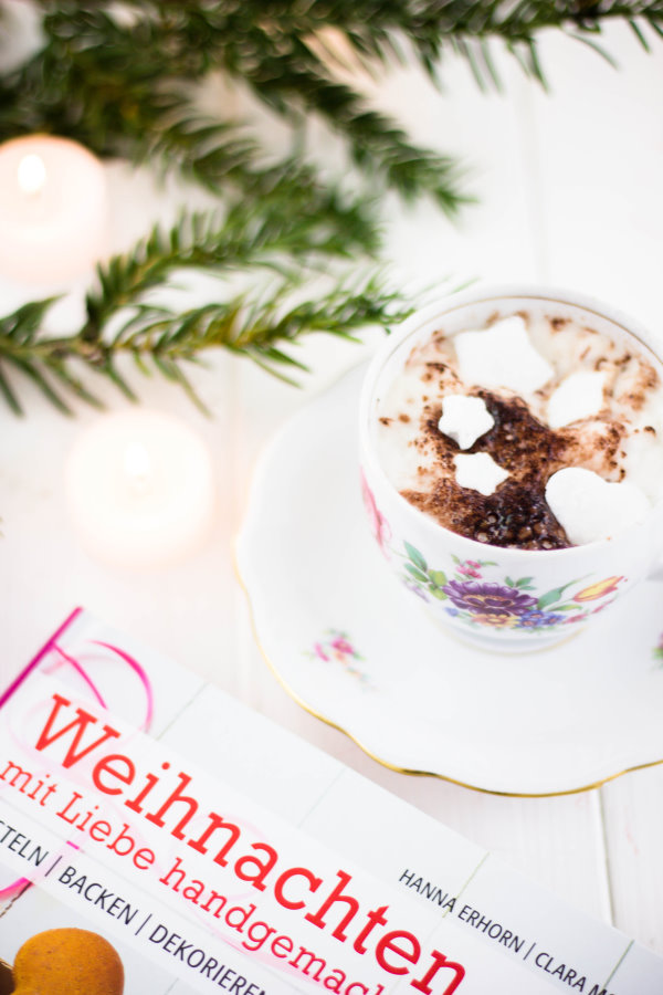 Heisse Schoko mit DIY Marshmallows aus Weihnachten mit Liebe handgemacht Heisse Schoko mit DIY Marshmallows aus Weihnachten mit Liebe handgemacht