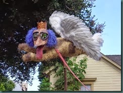 Halloween scarecrows Cambria, mulch pile garden 014