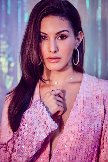 Amyra Dastur radiating beauty and elegance in a stunning photoshoot.