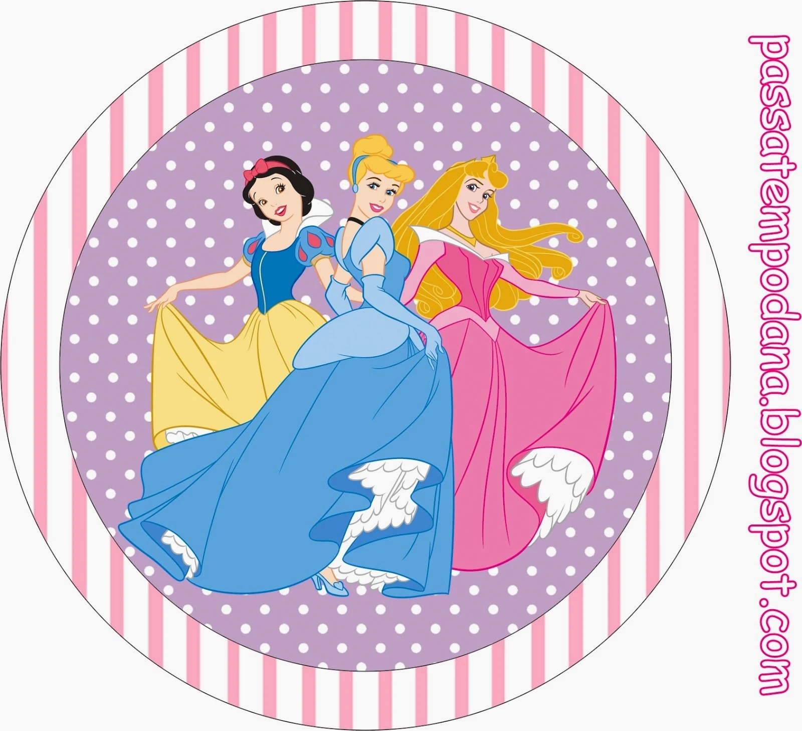 Disney Princess Birthday: Free Printable Cupcake Wrappers and Toppers.