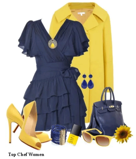 تنسيق اللون الأزرق الغامق مع اللون الاصفر في الملابس