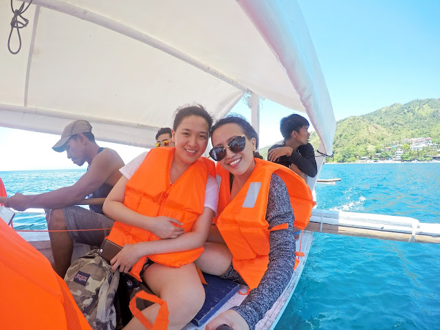 (c) Rizza Salas & Marga Salas x Fortalez / Oscar Island