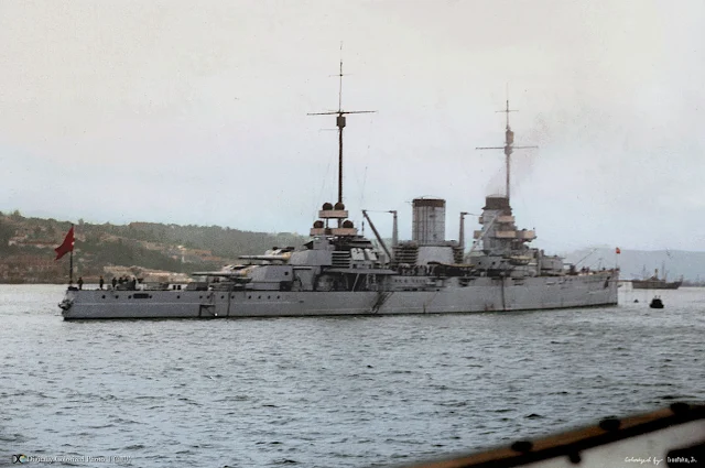 battlecruiser-yavuz-yavuz-selim-in-bosporus-1931-goeben1.jpg