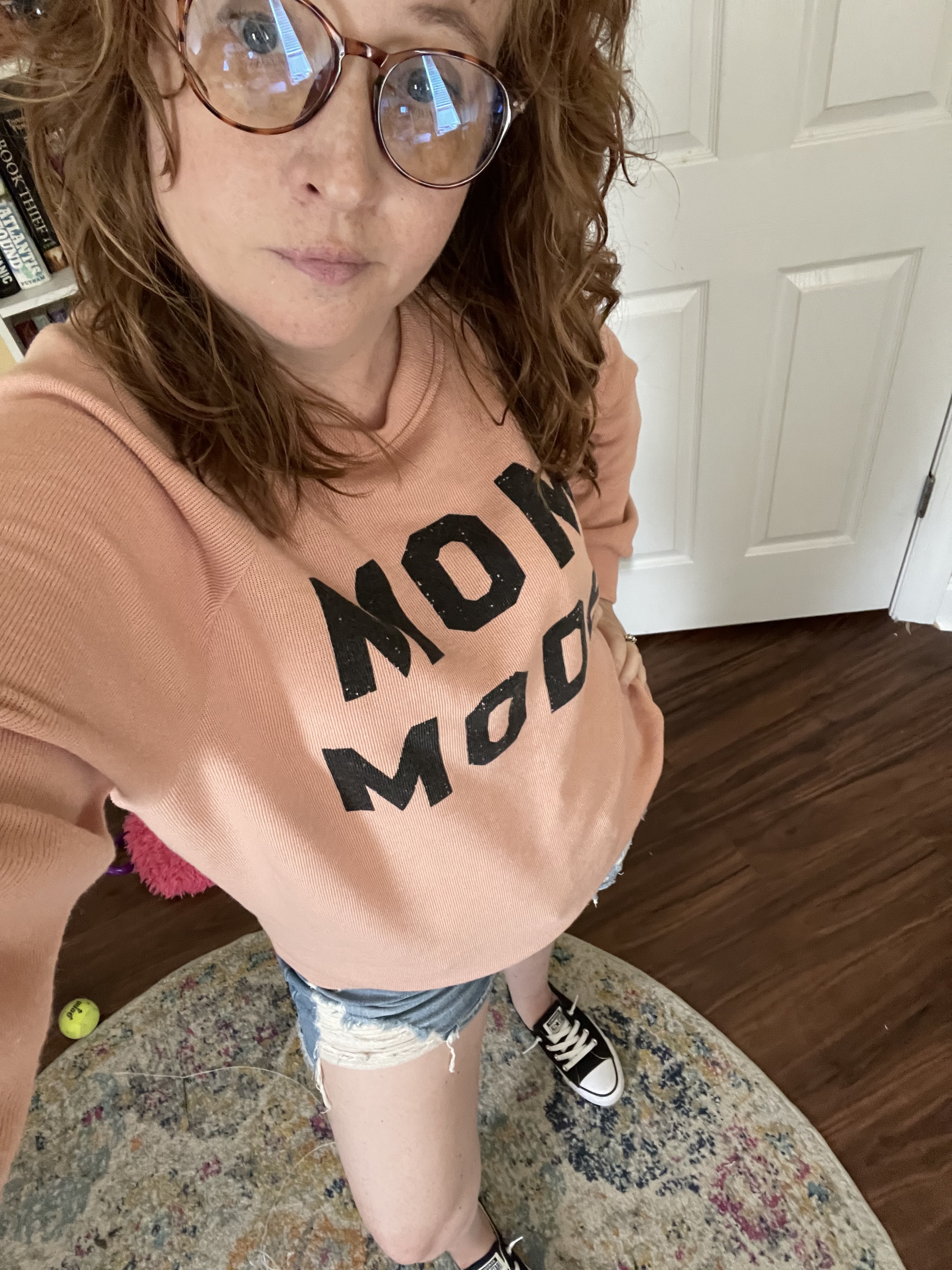 mom-mode-sweatshirt-with-shorts