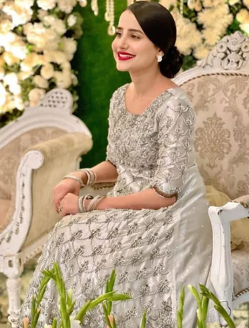 Saniya Shamshad Siyani Drama Dress