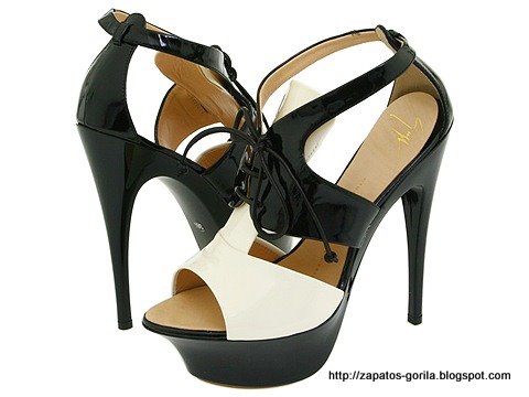 Zapatos gorila:gorila-747236