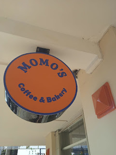 momo coffee and bakery