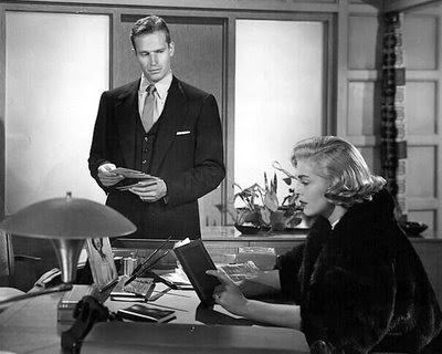 skeptical about the reading habits of noir femme fatale Lizabeth Scott