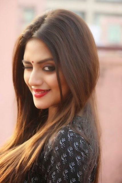 Nusrat Jahan Most Popular Indian Bengali Film Actress and beautiful Photo Gallery Wallpapers Fee Download