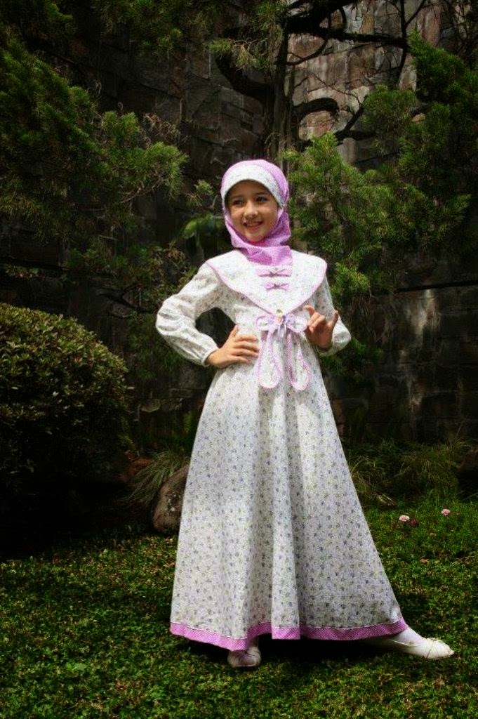 Model Baju Gamis Anak Perempuan - 20 Contoh Model Baju Muslim Anak Perempuan Terbaru