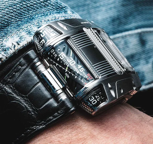 Urwerk UR-111C wristshot