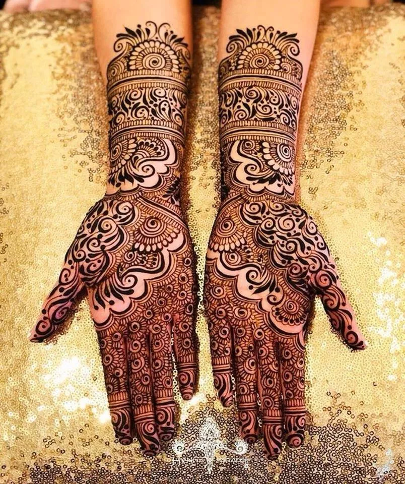 গর্জিয়াস মেহেদি ডিজাইন - Gorgeous Mehndi Designs - ajkeridea.com