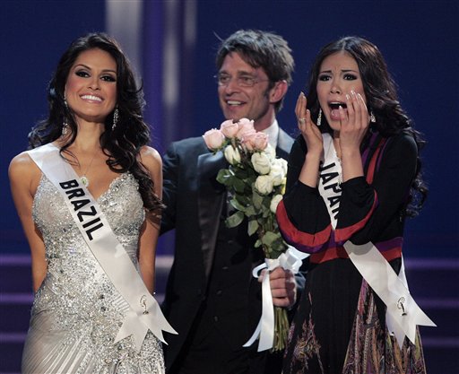  o Miss Universo 2007 em que Nat lia Guimar es ficou em segundo lugar