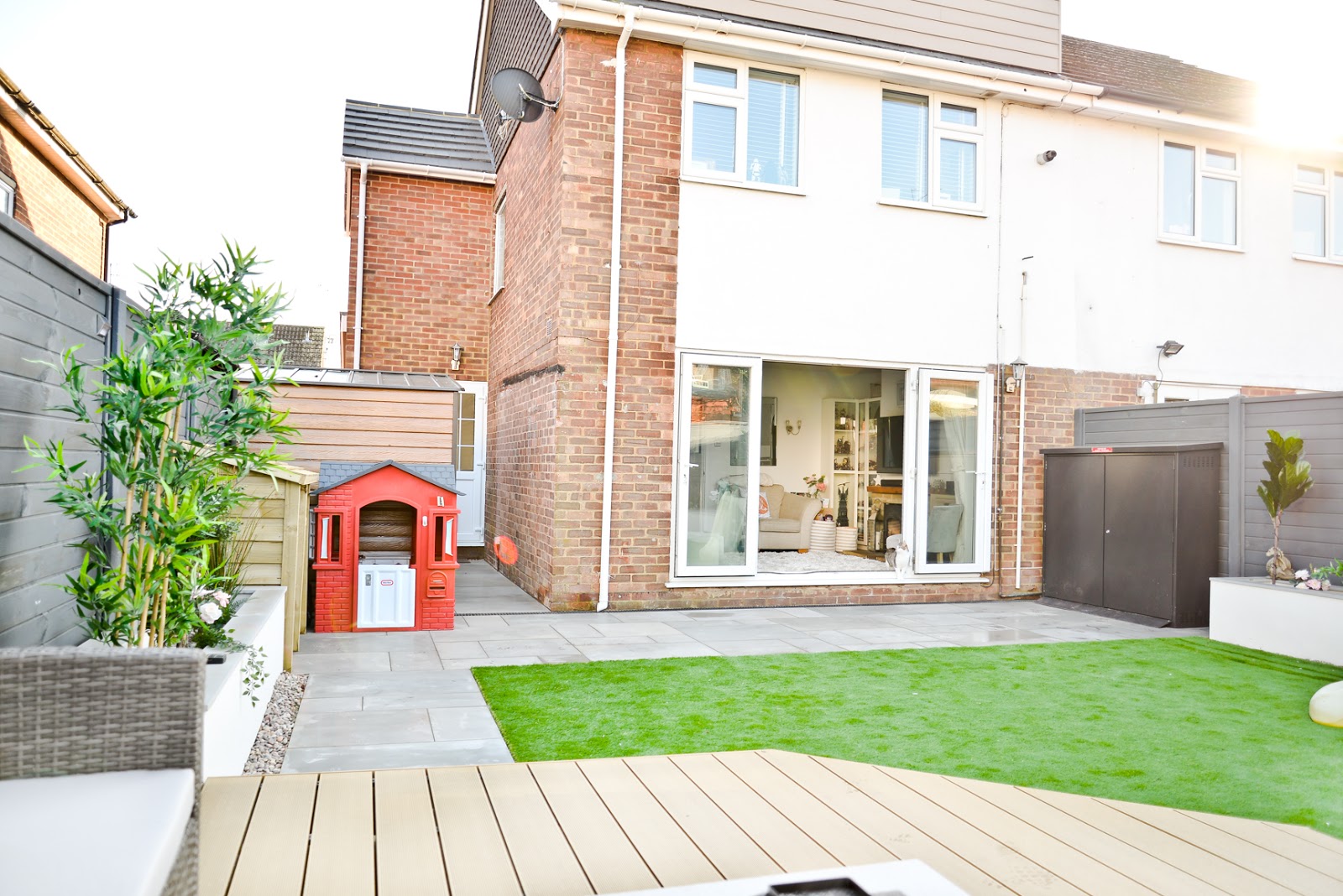 Modern back garden makeover, before and after garden makeover, composite decking, landscaped garden, modern gardens, artificial grass,