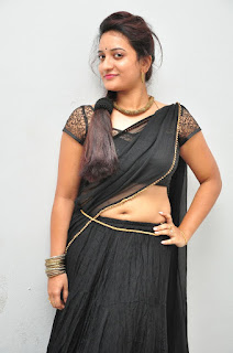 black-saree-navel