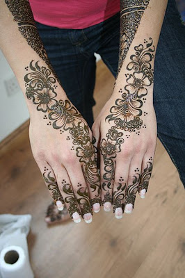 Mehndi Tattoo Designs Seen On www.coolpicturegallery.net