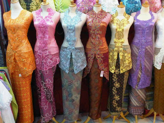 Kumpulan Foto Model Baju  Kebaya Buat  Wisuda  Kebaya Model 