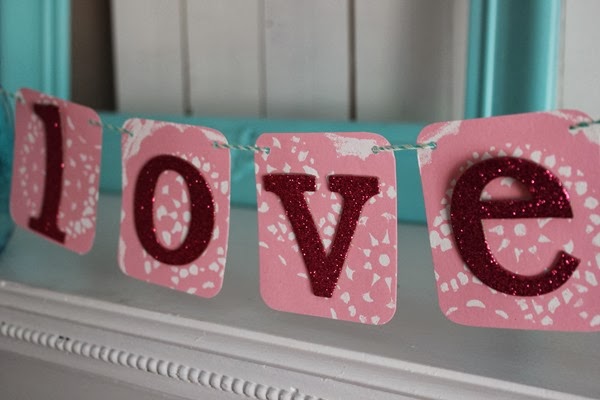 DIY Valentine Bunting with Doily