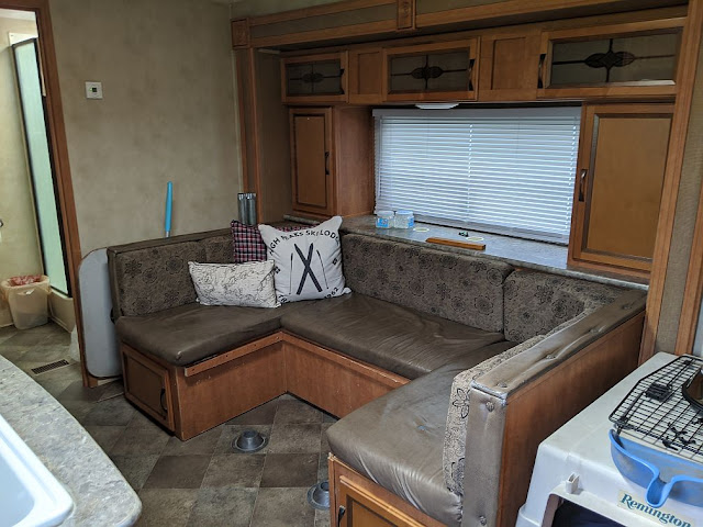 rv, travel trailer camper, camping, towable, travel trailers, forest river rv, ultra lightweight travel trailers, used travel trailers, rv parts, rv reviews, used travel trailers, used travel trailers for sale near me, travel trailer for sale craigslist, camping world rv, couples retreat rv