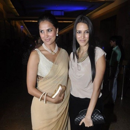 Bollywood Stars At Anmol Jewellers 2011 25th Annual Anniversary hot pics
