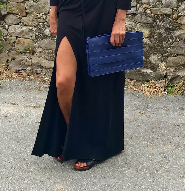 Justfab, look of the day, dress, style, fashion blogger, bag, sandalias, vestido negro largo, bolso de mano, lifestyle