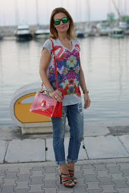 Summer outfit, flamingo blouse, Marc by Marc Jacobs transparent bag, Fashion and Cookies