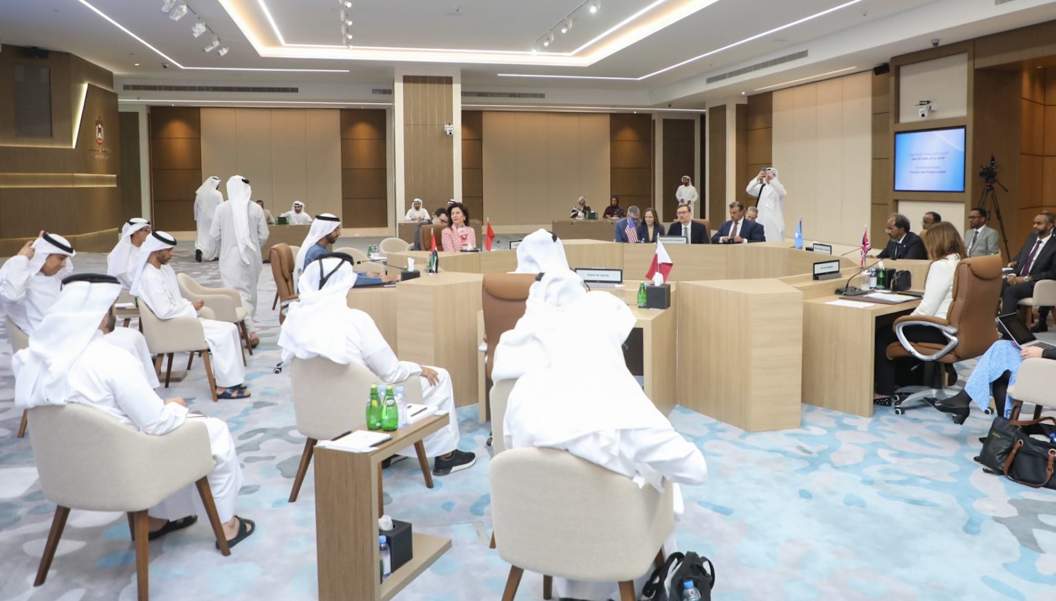 The President of the Republic participates in a conference on the fighting in the UAE