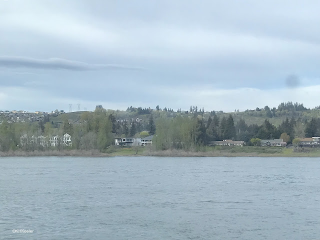 Houses along the Columbia River