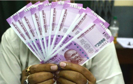 2000 रुपये के नोट को बदलने की डेडलाइन अब 7 अक्टूबर तक 