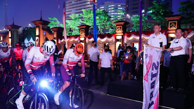 Kapolri Lepas Pesepeda yang Pecahkan Rekor MURI, Gowes Sejauh 508 Km 