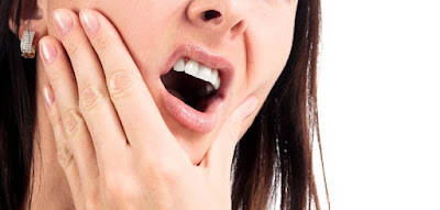 Bọc răng sứ bị đau có nên tháo ra bọc lại? 1