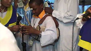Talking drum in the Church