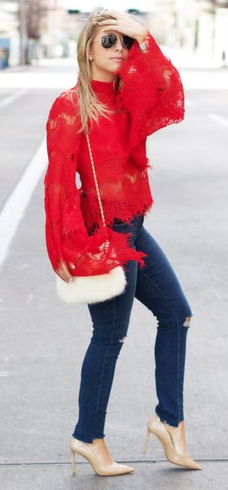 how to style skinny jeans : red lace top + white fur bag + heels
