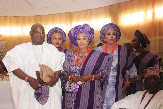 Egbe Arobayo Obinrin (Precious) Akile Ijebu (1968 - 1970) Receiives Awujale's Royal Blessings & Recognition
