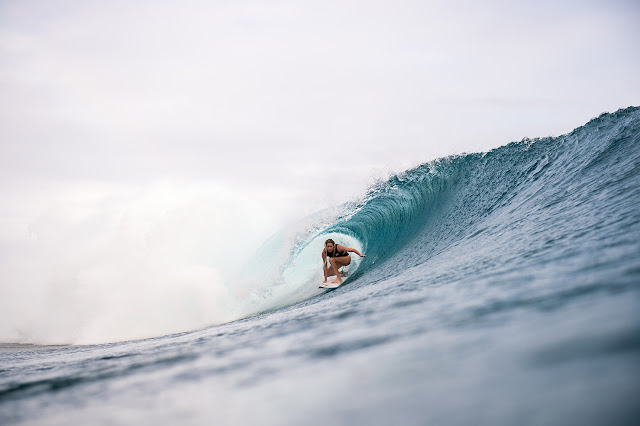 Laura Enever Surfing