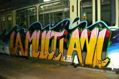 Graffiti Romania Christmas Tram